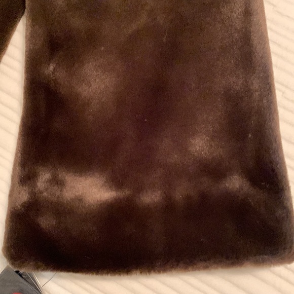 NEW Adrienne Landau Women’s Brown Faux Fur Jacket - Picture 3 of 16